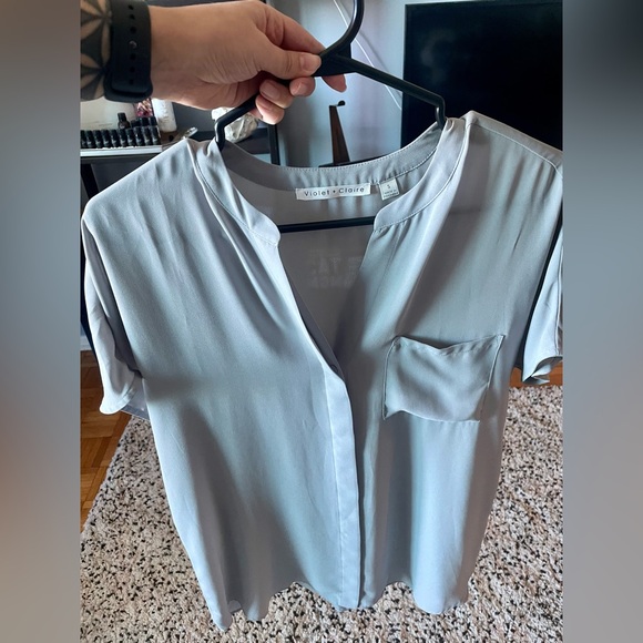 Violet & Claire Button Down Shirt - Picture 1 of 2